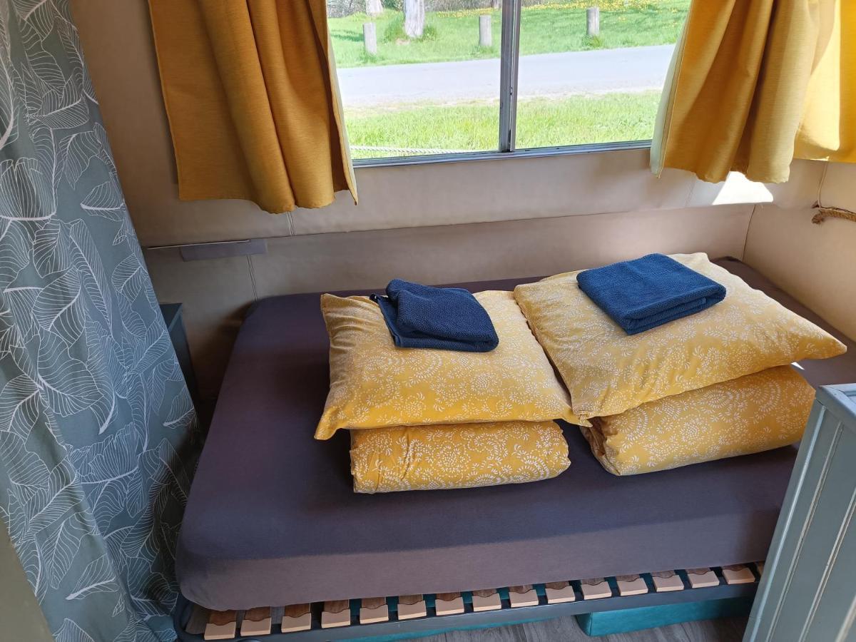 Ille Flottante, Maison Eclusiere Et Hebergements Insolites Sur Le Canal Hédé Kültér fotó